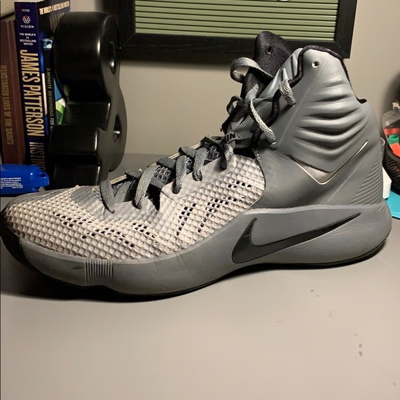 Nike Zoom Hyperfuse - Picture 2 of 4